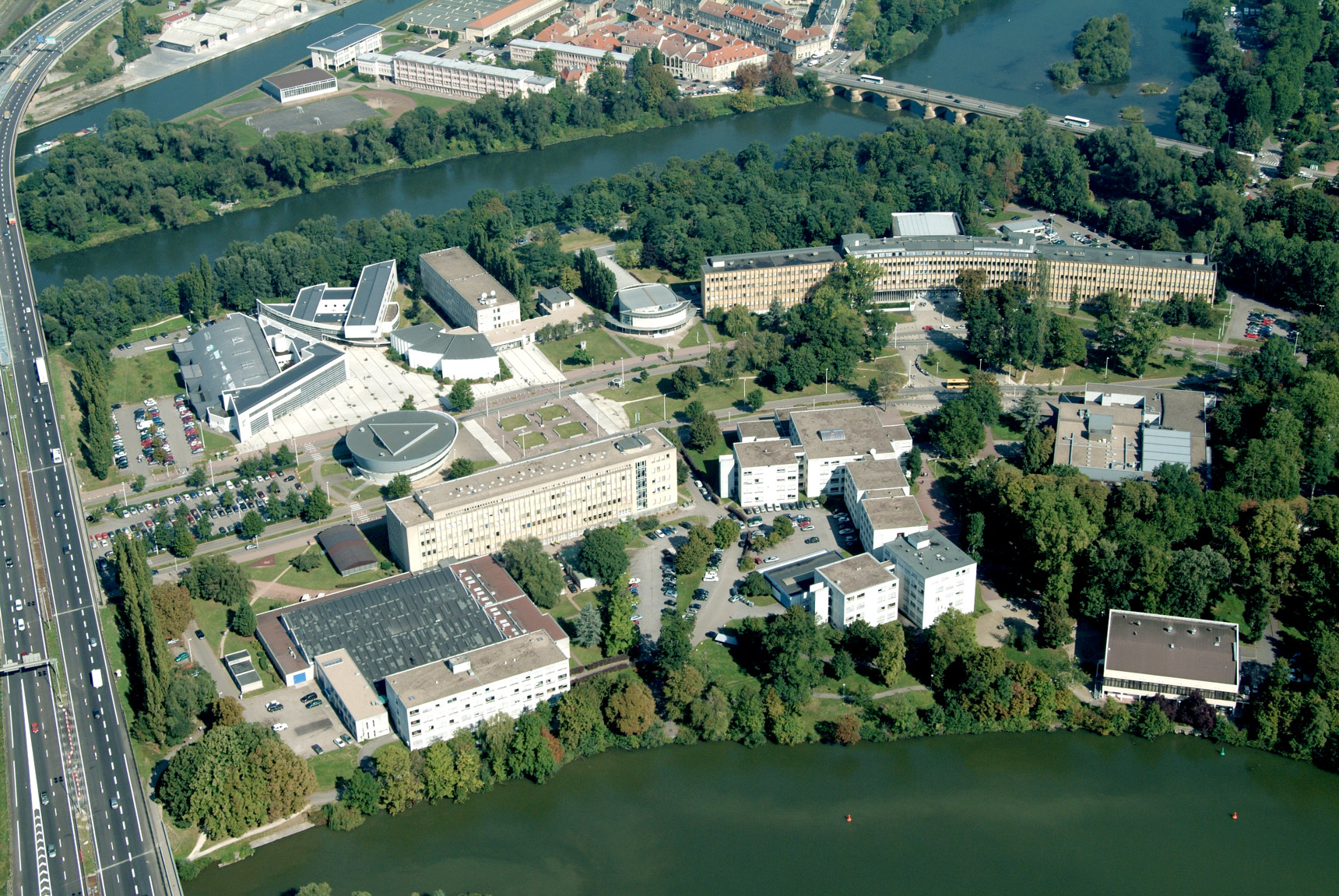 Vue aérienne du Campus du Saulcy