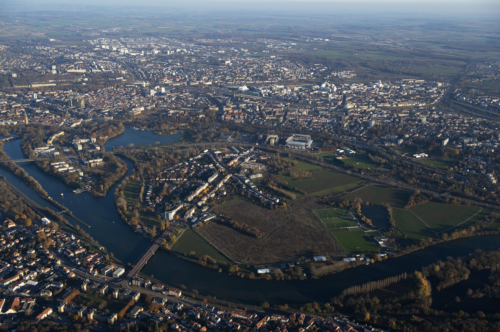 Photo vue du ciel de l'Eurométropole de Metz
