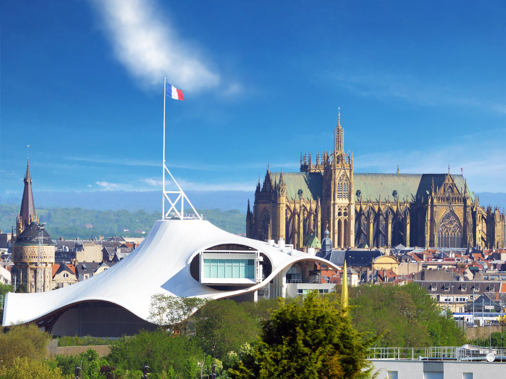 Centre Pompidou-Metz et Cathédrale Saint-Étienne
