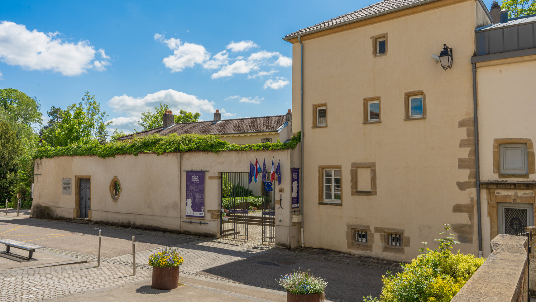 Façade de la Maison de Robert Schuman à Scy-Chazelles